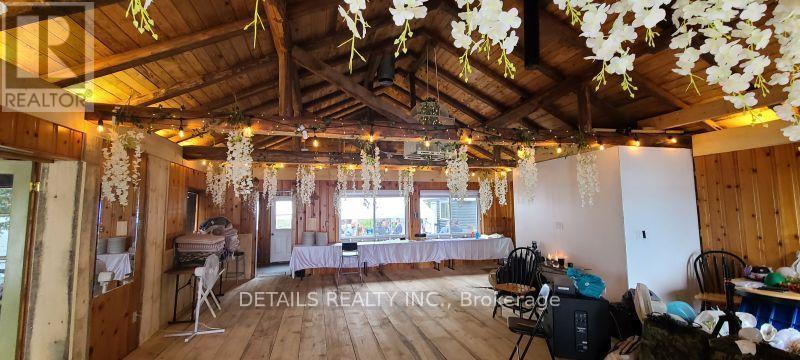












411 PICKEREL BAY ROAD

,
Lanark Highlands,




Ontario
K0A3L0

