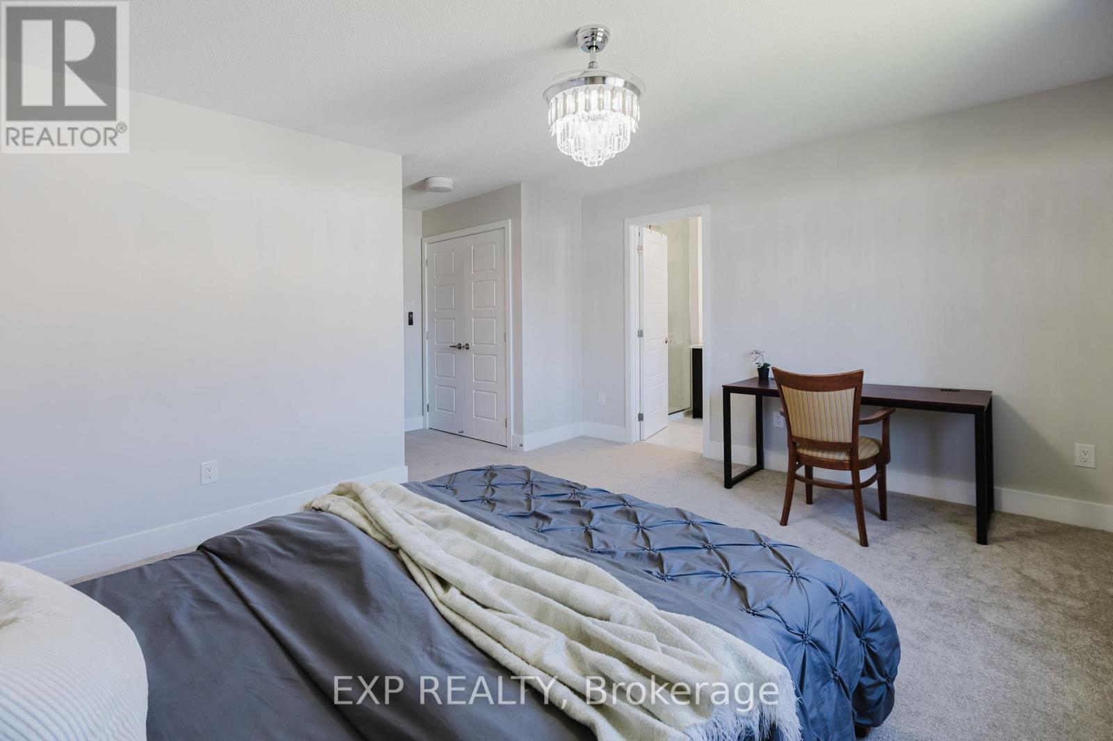 












288 BILLRIAN CRESCENT

,
Ottawa,




Ontario
K2S3A4

