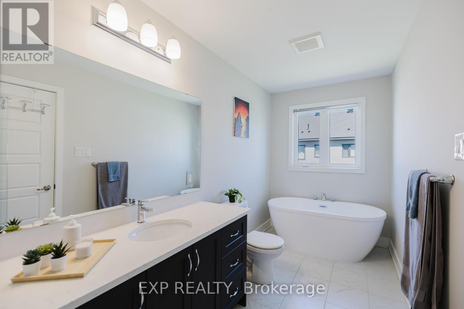 












288 BILLRIAN CRESCENT

,
Ottawa,




Ontario
K2S3A4

