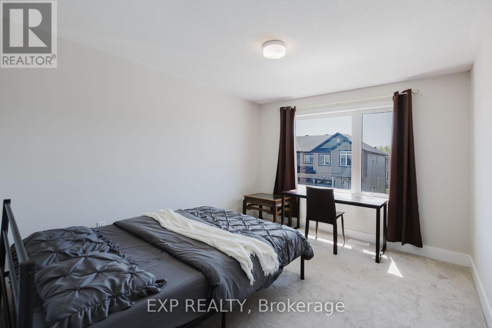 












288 BILLRIAN CRESCENT

,
Ottawa,




Ontario
K2S3A4

