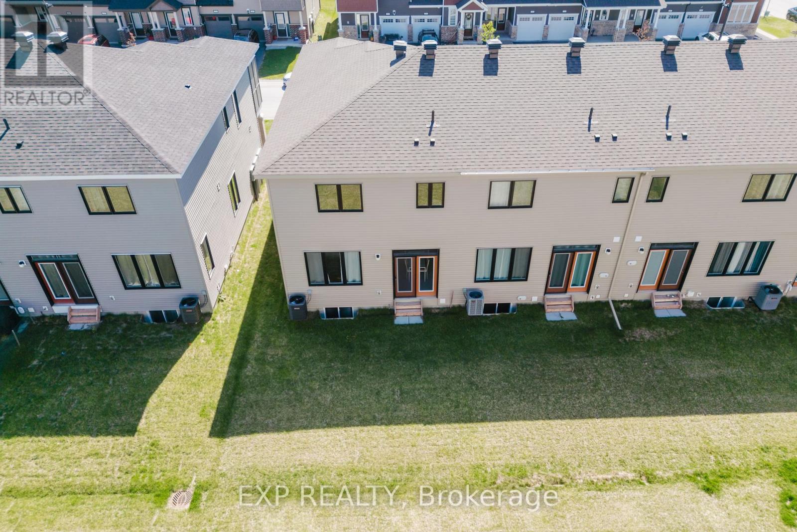 












288 BILLRIAN CRESCENT

,
Ottawa,




Ontario
K2S3A4

