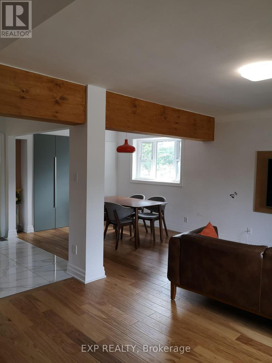 












366 MARIA GORETTI CIRCLE

,
Ottawa,




Ontario
K1L7K8

