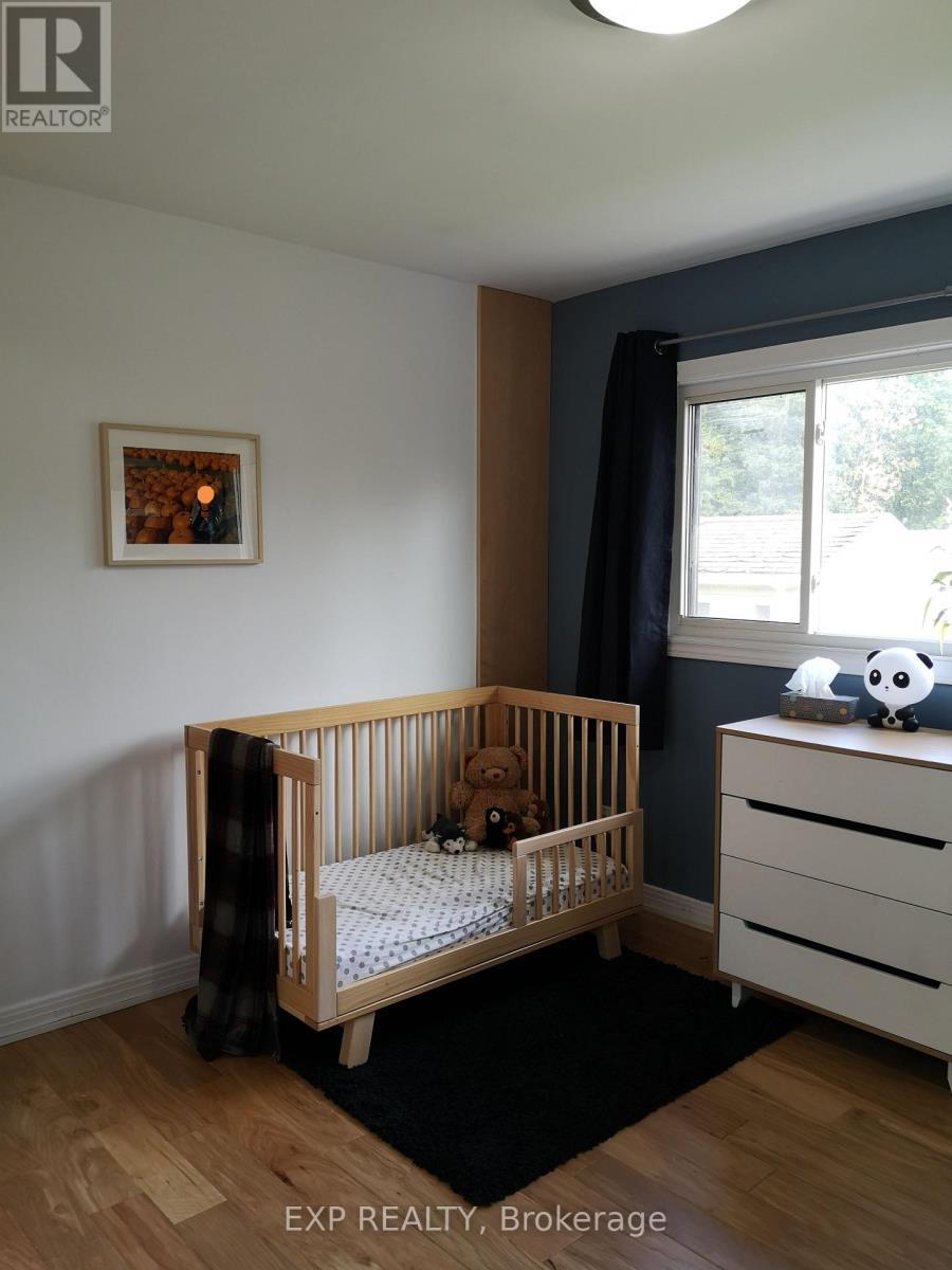 












366 MARIA GORETTI CIRCLE

,
Ottawa,




Ontario
K1L7K8

