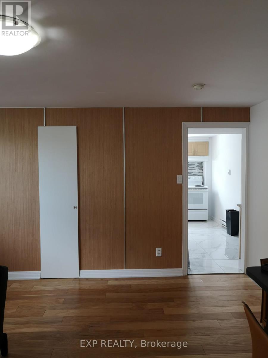 












366 MARIA GORETTI CIRCLE

,
Ottawa,




Ontario
K1L7K8

