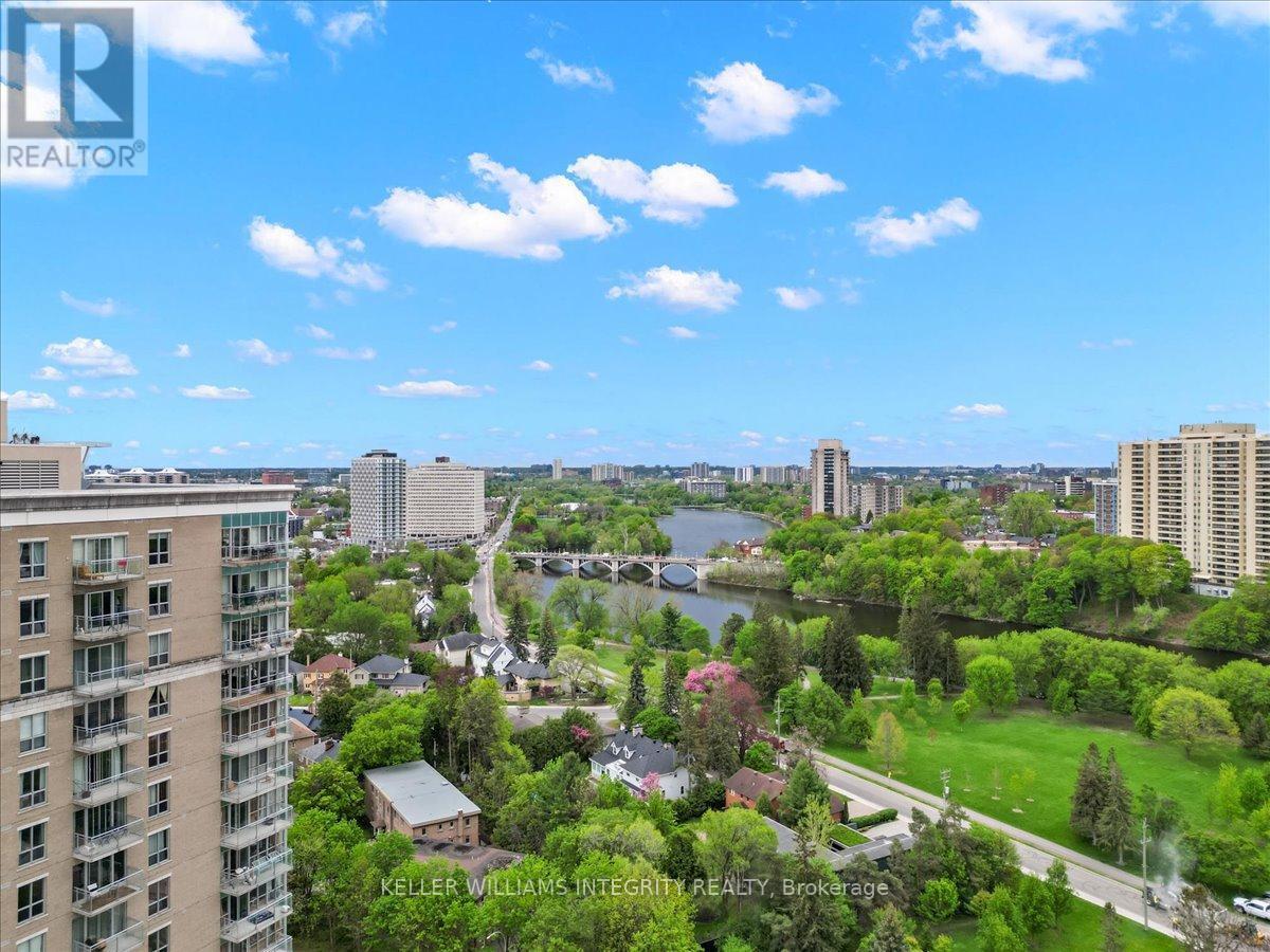 












1604 - 70 LANDRY STREET

,
Ottawa,




Ontario
K1L0A8

