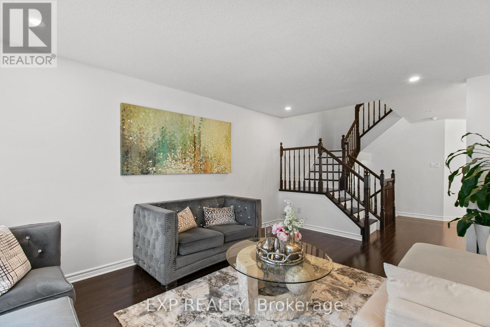 












356 GERRY LALONDE DRIVE

,
Ottawa,




Ontario
K4A0Y3


