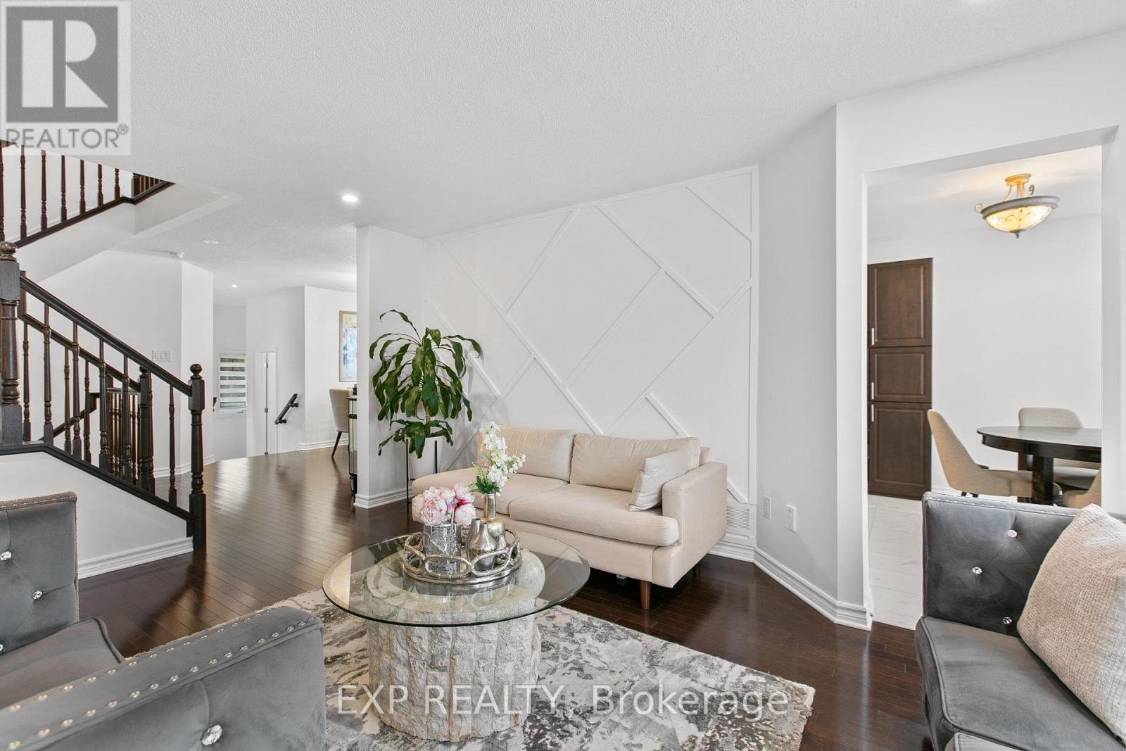 












356 GERRY LALONDE DRIVE

,
Ottawa,




Ontario
K4A0Y3

