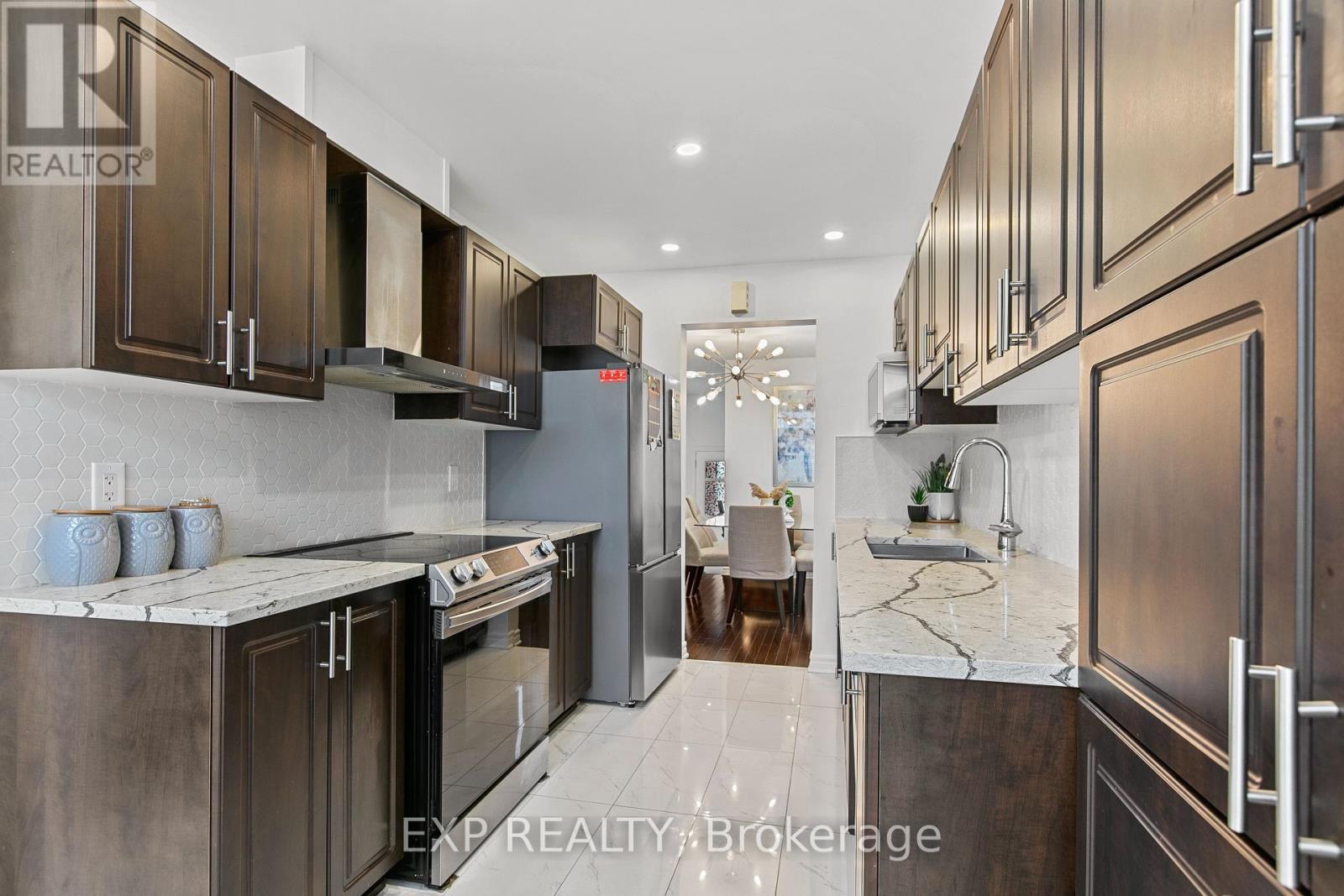 












356 GERRY LALONDE DRIVE

,
Ottawa,




Ontario
K4A0Y3

