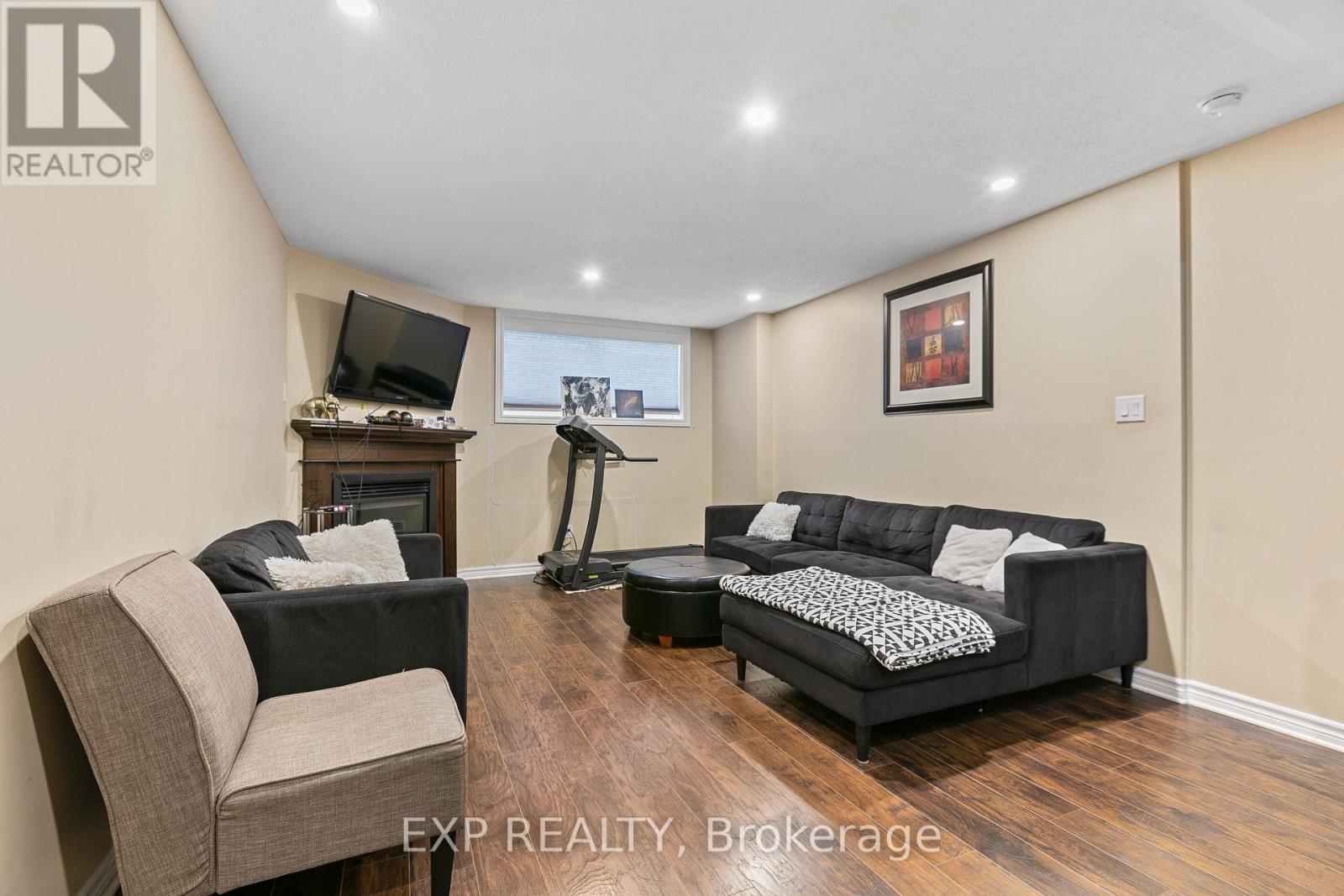 












356 GERRY LALONDE DRIVE

,
Ottawa,




Ontario
K4A0Y3

