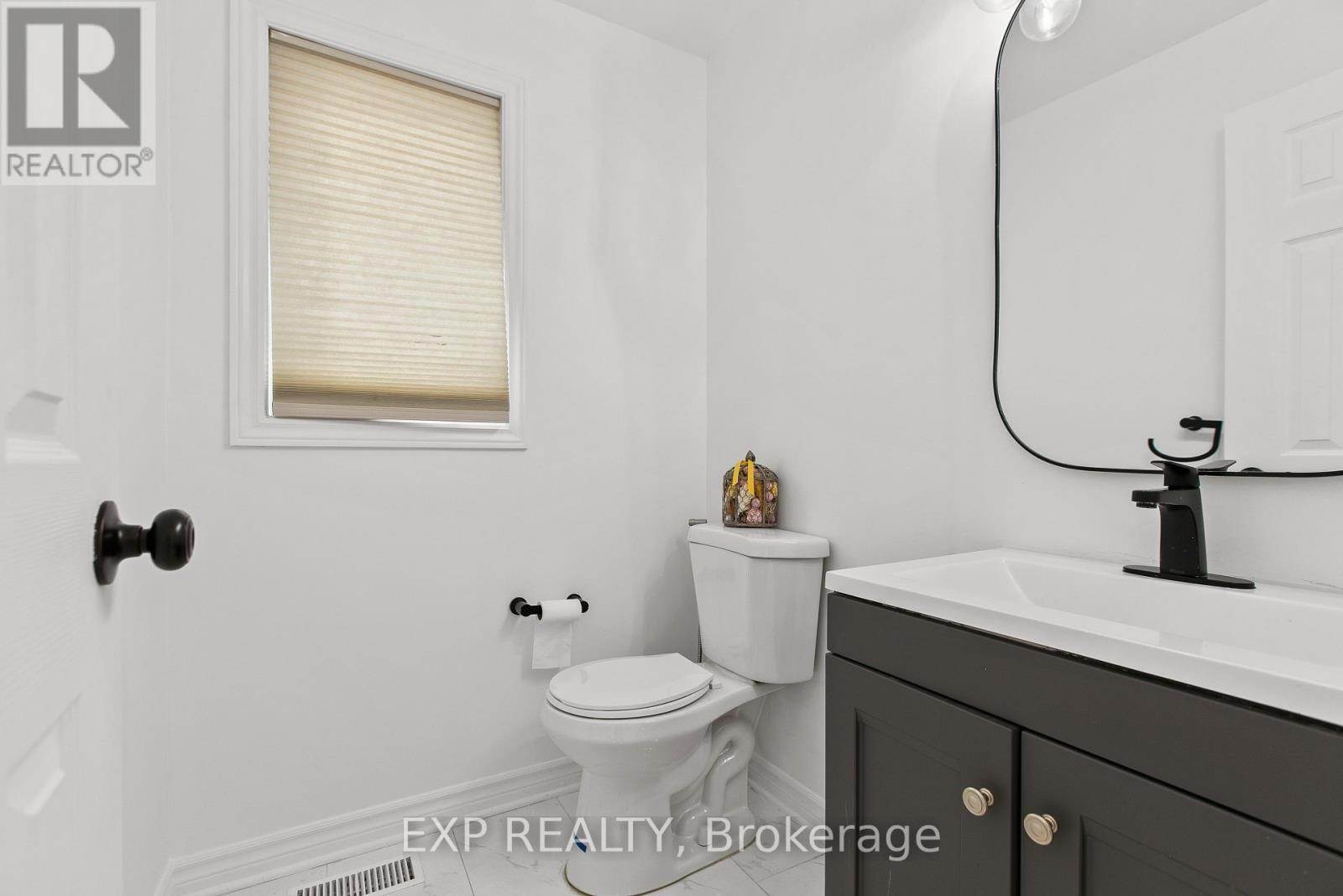 












356 GERRY LALONDE DRIVE

,
Ottawa,




Ontario
K4A0Y3


