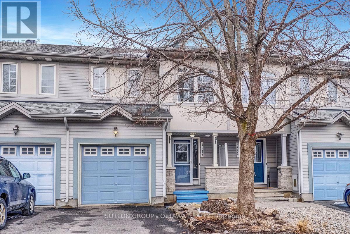 












5533 DOCTOR LEACH DRIVE

,
Ottawa,




Ontario
K4M1L6


