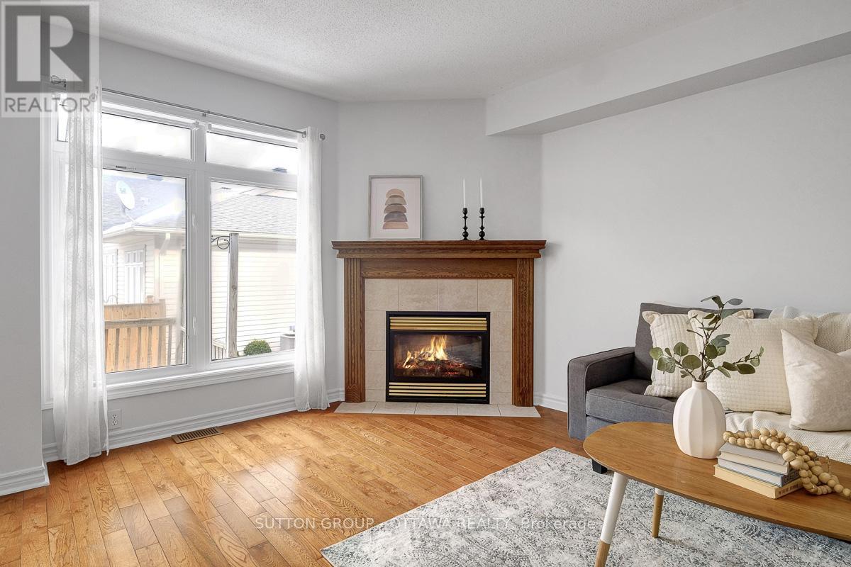 












5533 DOCTOR LEACH DRIVE

,
Ottawa,




Ontario
K4M1L6

