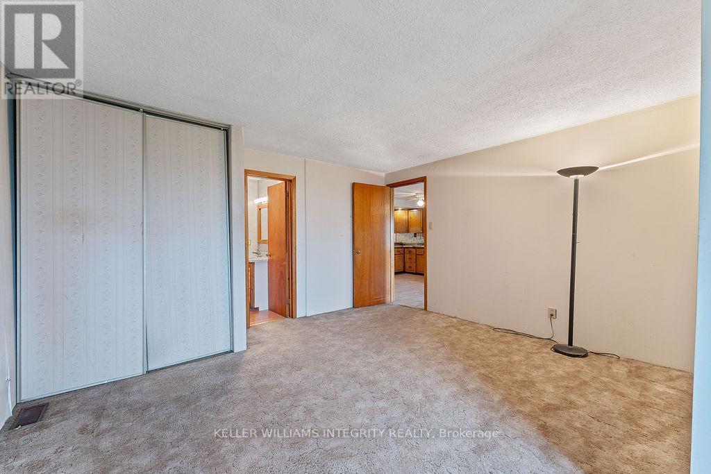 












2798 BEACH ROAD

,
North Grenville,




Ontario
K0G1J0

