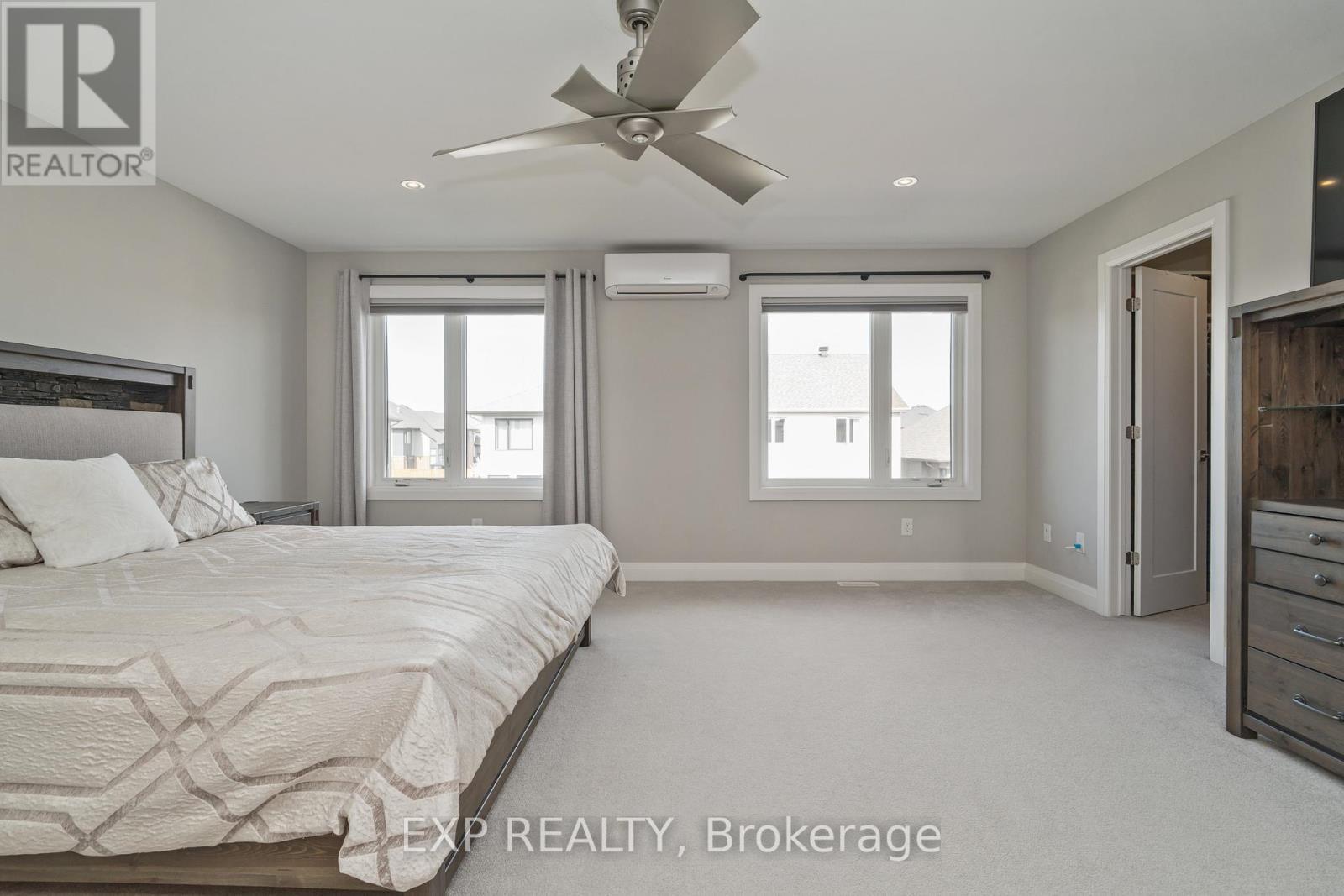 












301 SERENADE CRESCENT

,
Ottawa,




Ontario
K1X0B9

