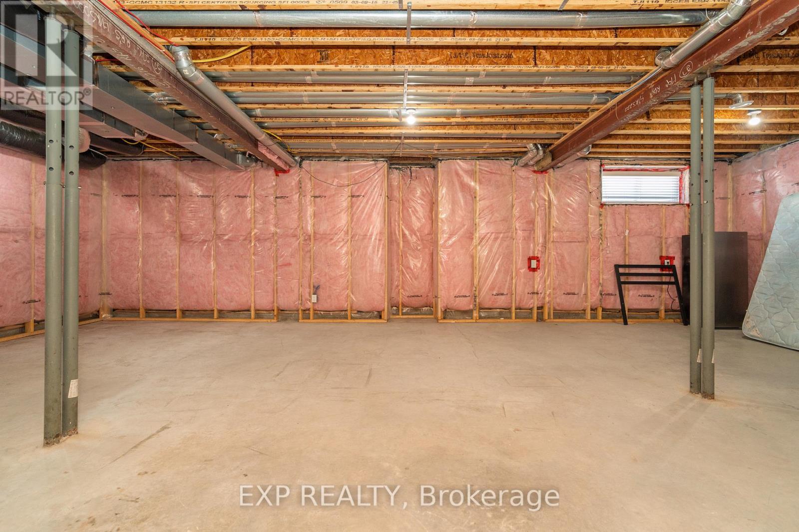 












301 SERENADE CRESCENT

,
Ottawa,




Ontario
K1X0B9

