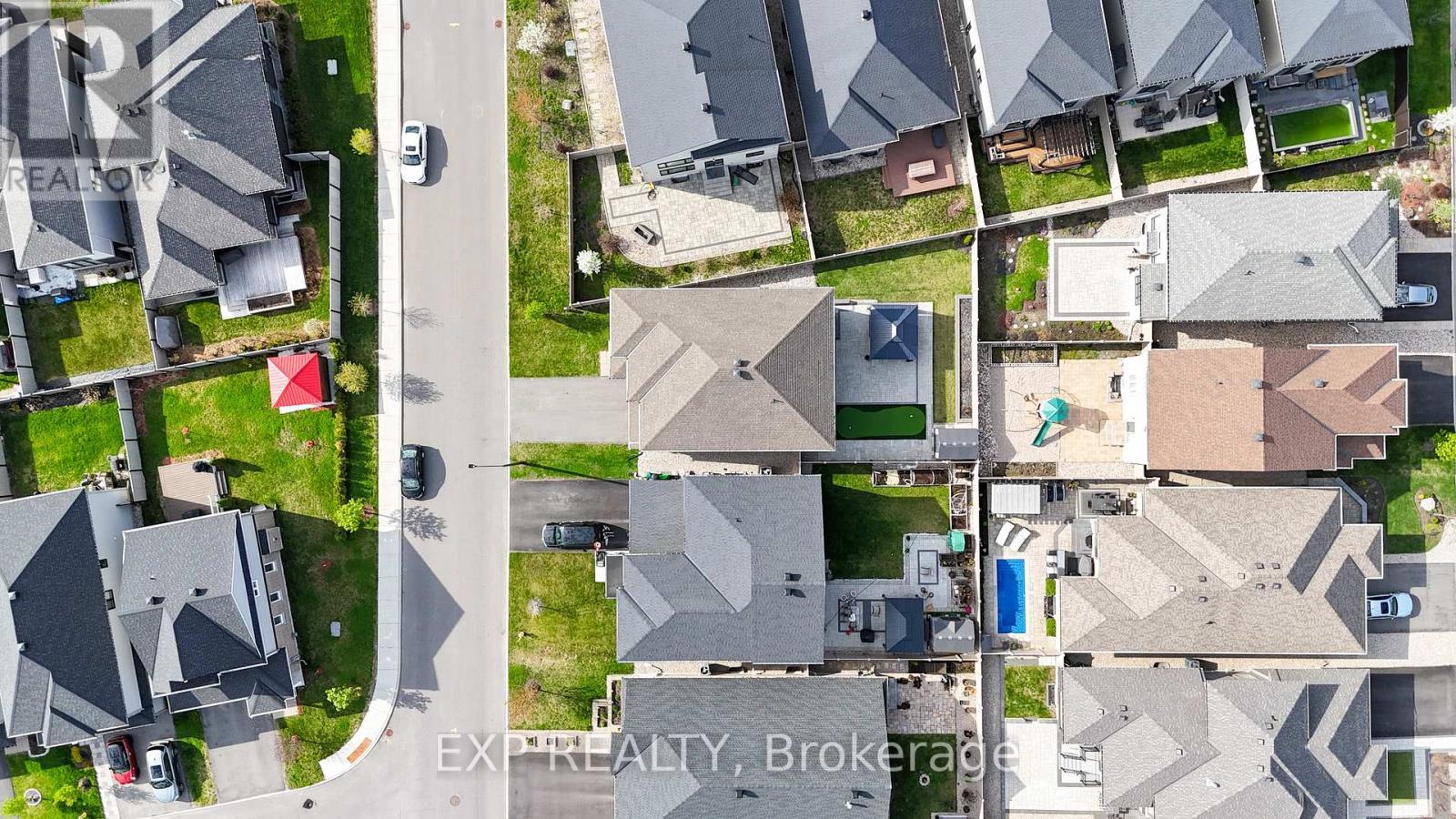 












301 SERENADE CRESCENT

,
Ottawa,




Ontario
K1X0B9


