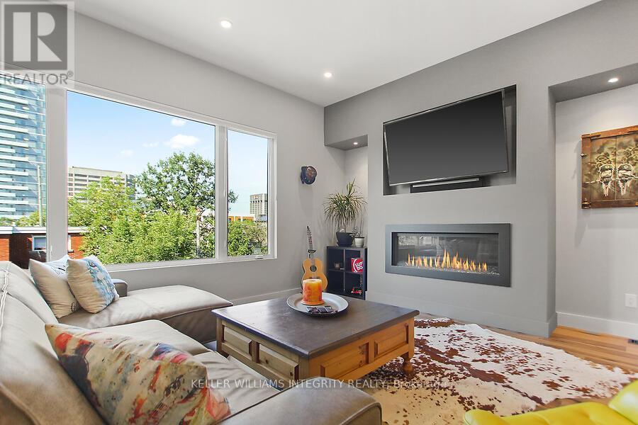 












D - 84 CARRUTHERS AVENUE

,
Ottawa,




Ontario
K1Y1N2

