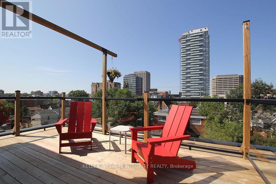 












D - 84 CARRUTHERS AVENUE

,
Ottawa,




Ontario
K1Y1N2


