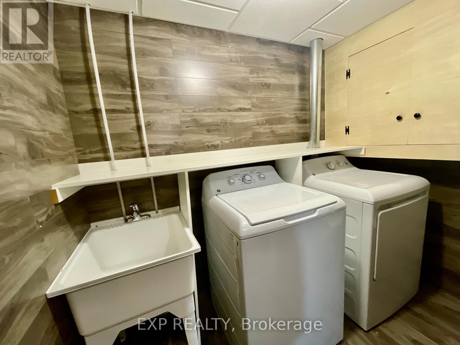 












2175 PATRICIA STREET

,
Clarence-Rockland,




Ontario
K4K1V8

