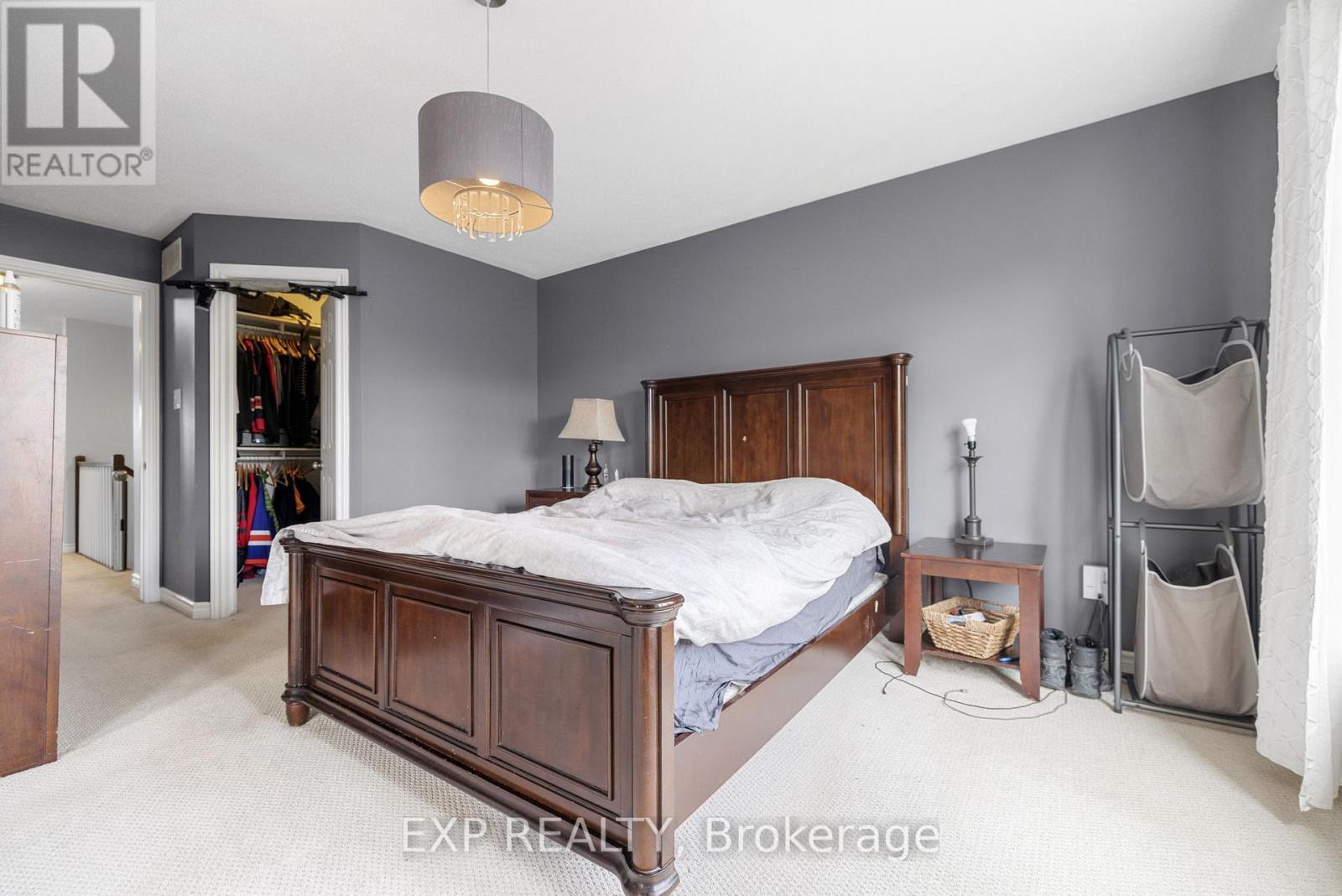 












613 WILLOWMERE WAY

,
Ottawa,




Ontario
K1T0K2

