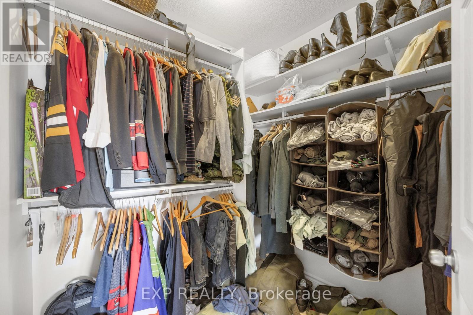 












613 WILLOWMERE WAY

,
Ottawa,




Ontario
K1T0K2

