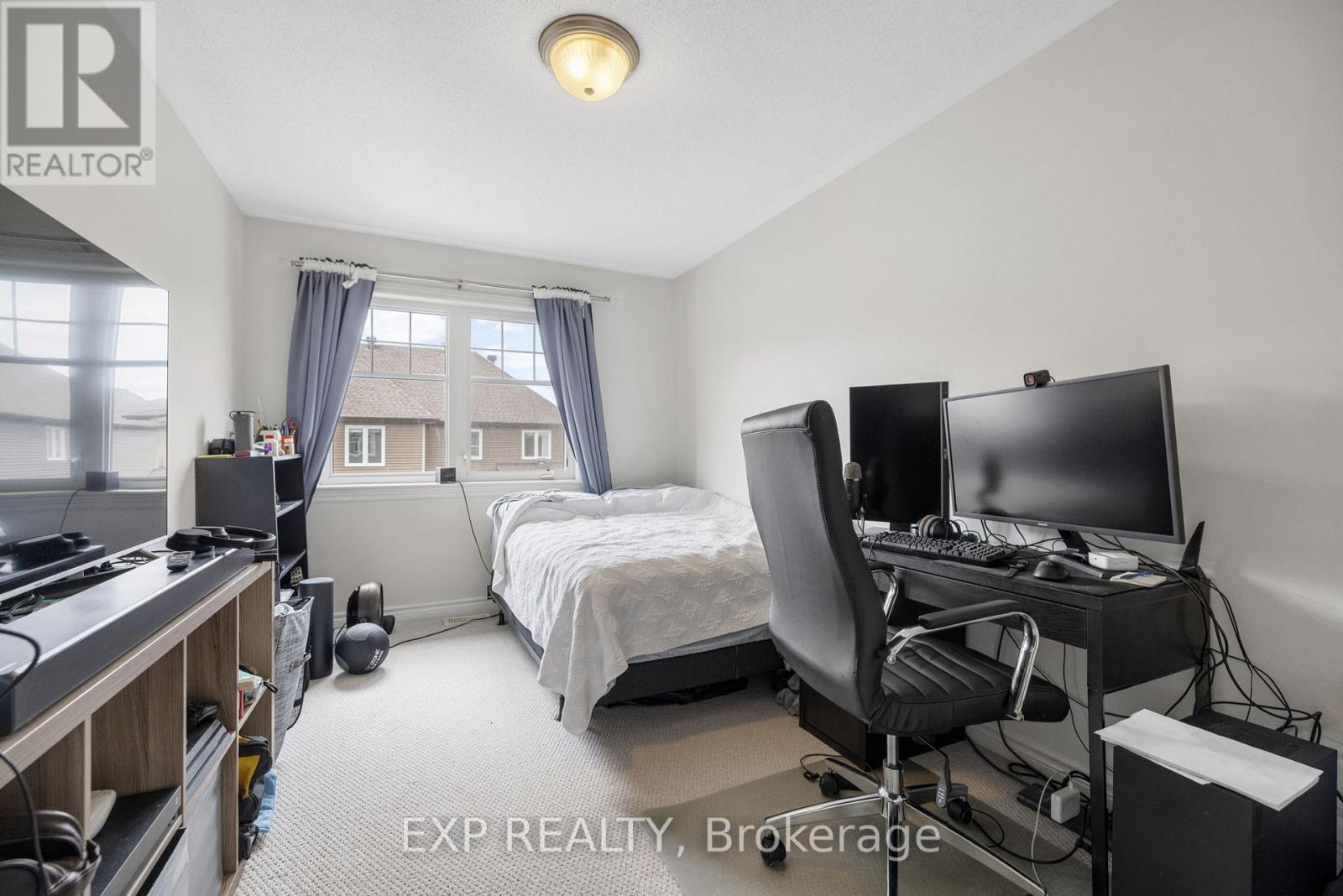 












613 WILLOWMERE WAY

,
Ottawa,




Ontario
K1T0K2

