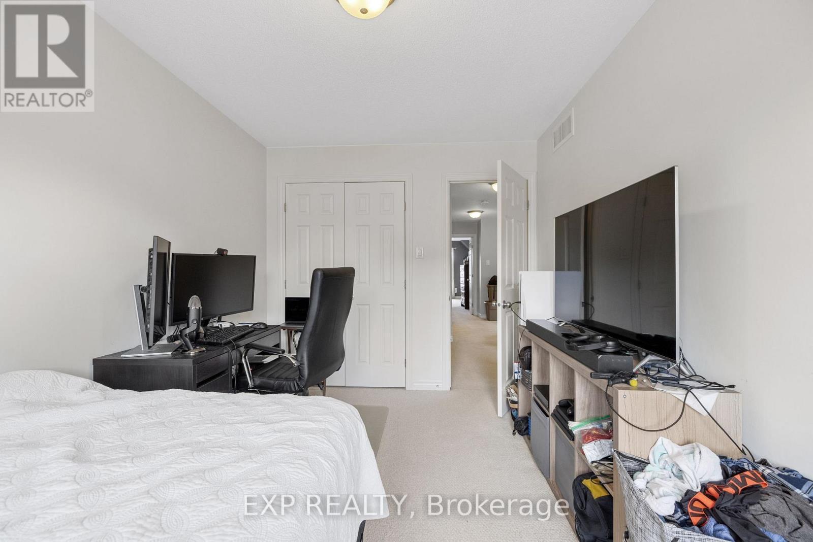 












613 WILLOWMERE WAY

,
Ottawa,




Ontario
K1T0K2

