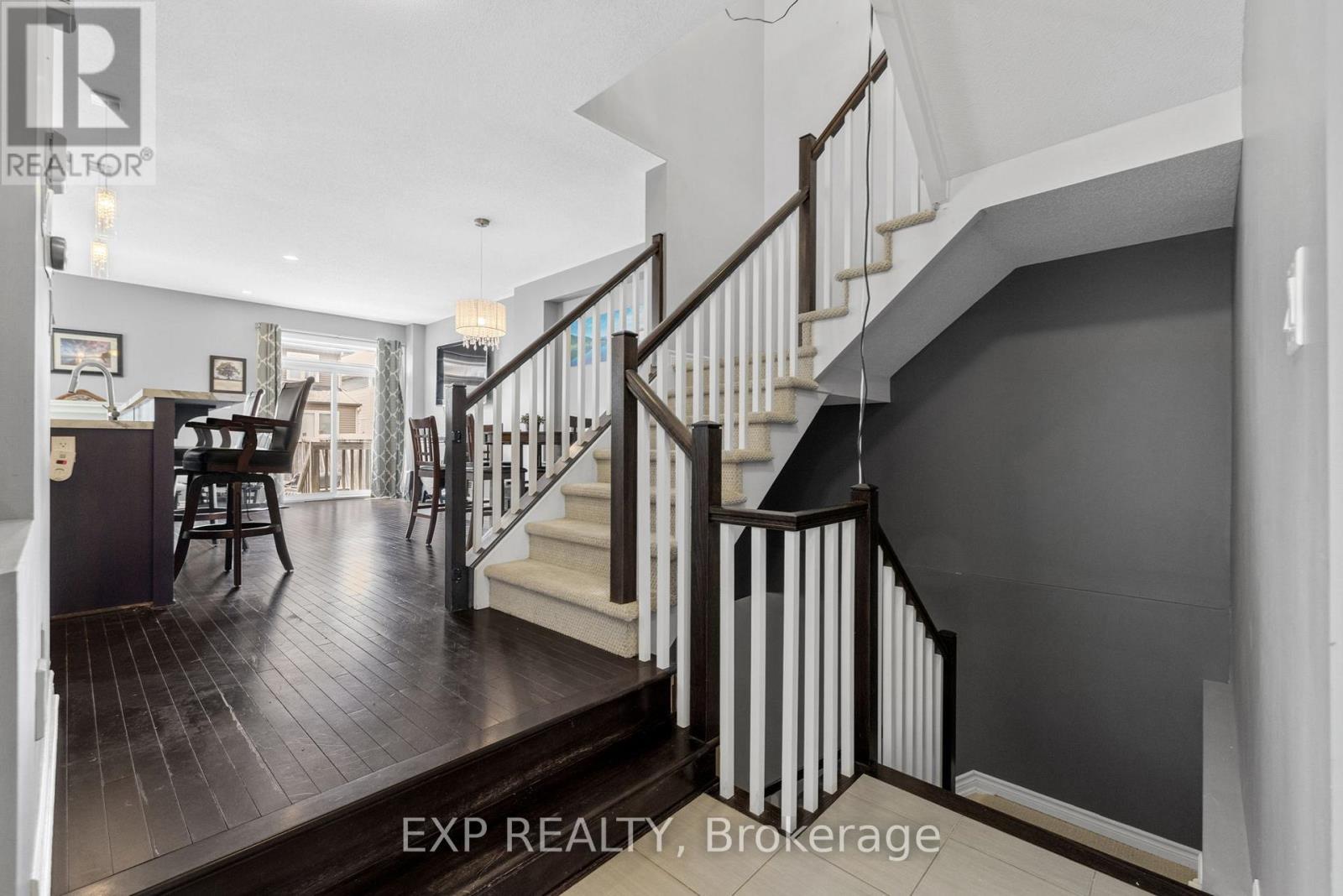 












613 WILLOWMERE WAY

,
Ottawa,




Ontario
K1T0K2

