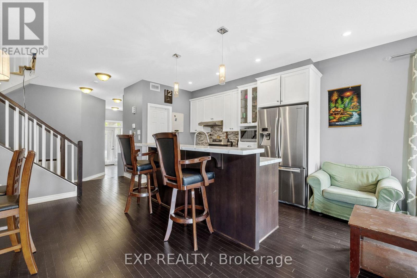 












613 WILLOWMERE WAY

,
Ottawa,




Ontario
K1T0K2


