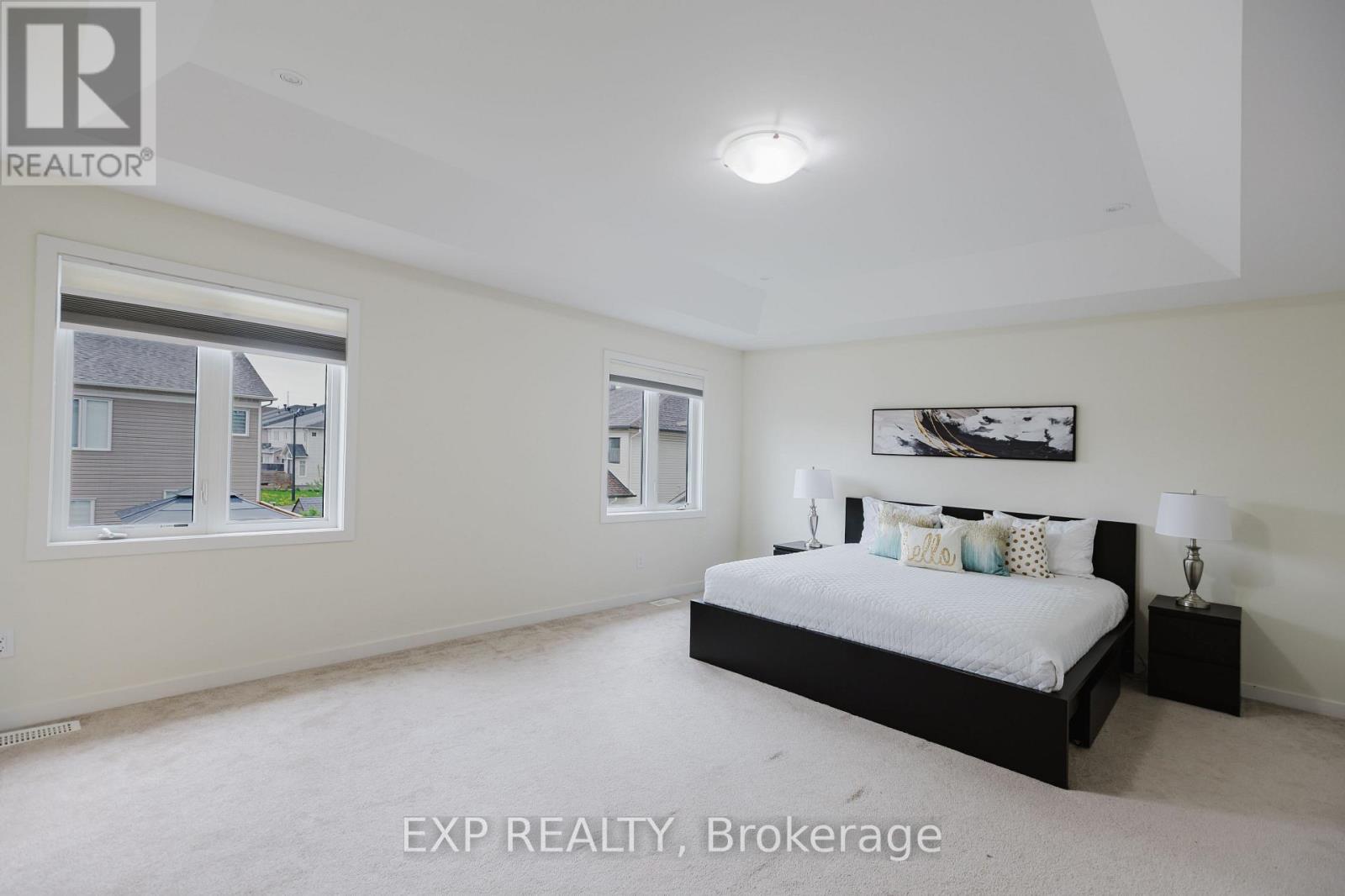 












301 BRETTONWOOD RIDGE

,
Ottawa,




Ontario
K2T0H8

