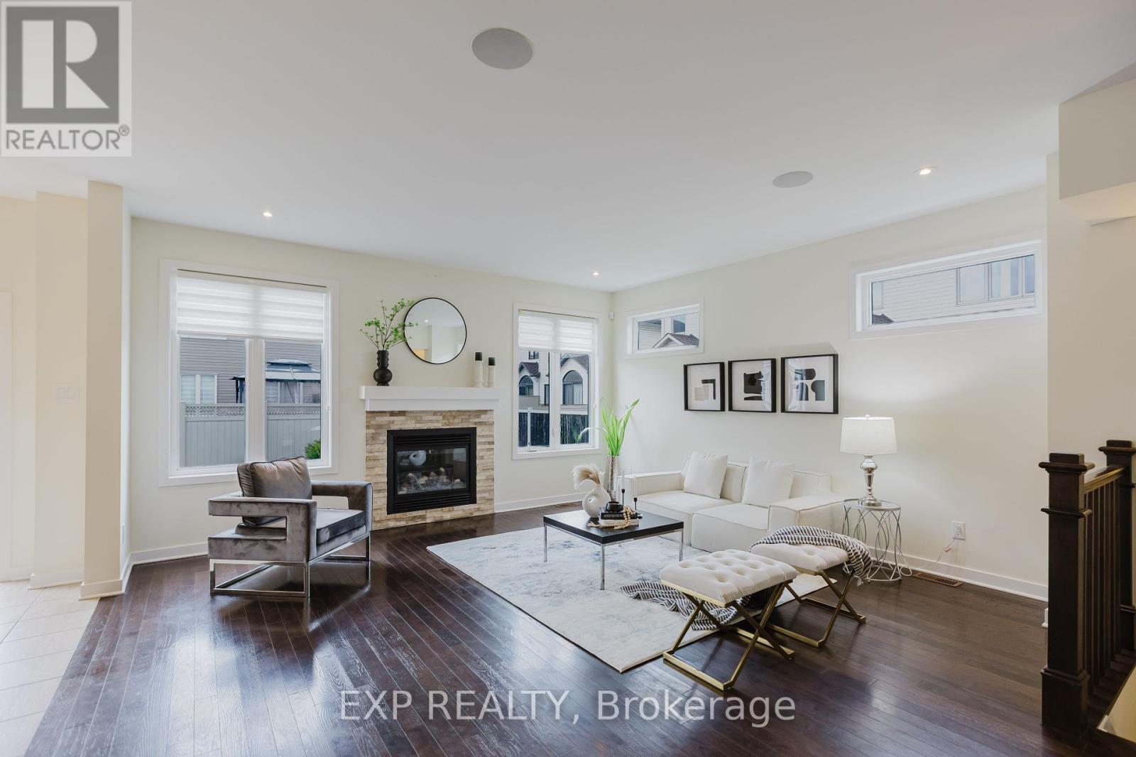 












301 BRETTONWOOD RIDGE

,
Ottawa,




Ontario
K2T0H8

