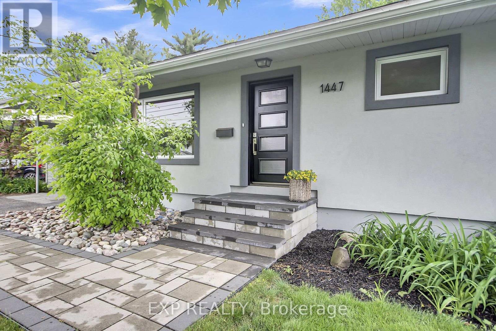 












1447 MAXIME STREET

,
Ottawa,




Ontario
K1B4E7


