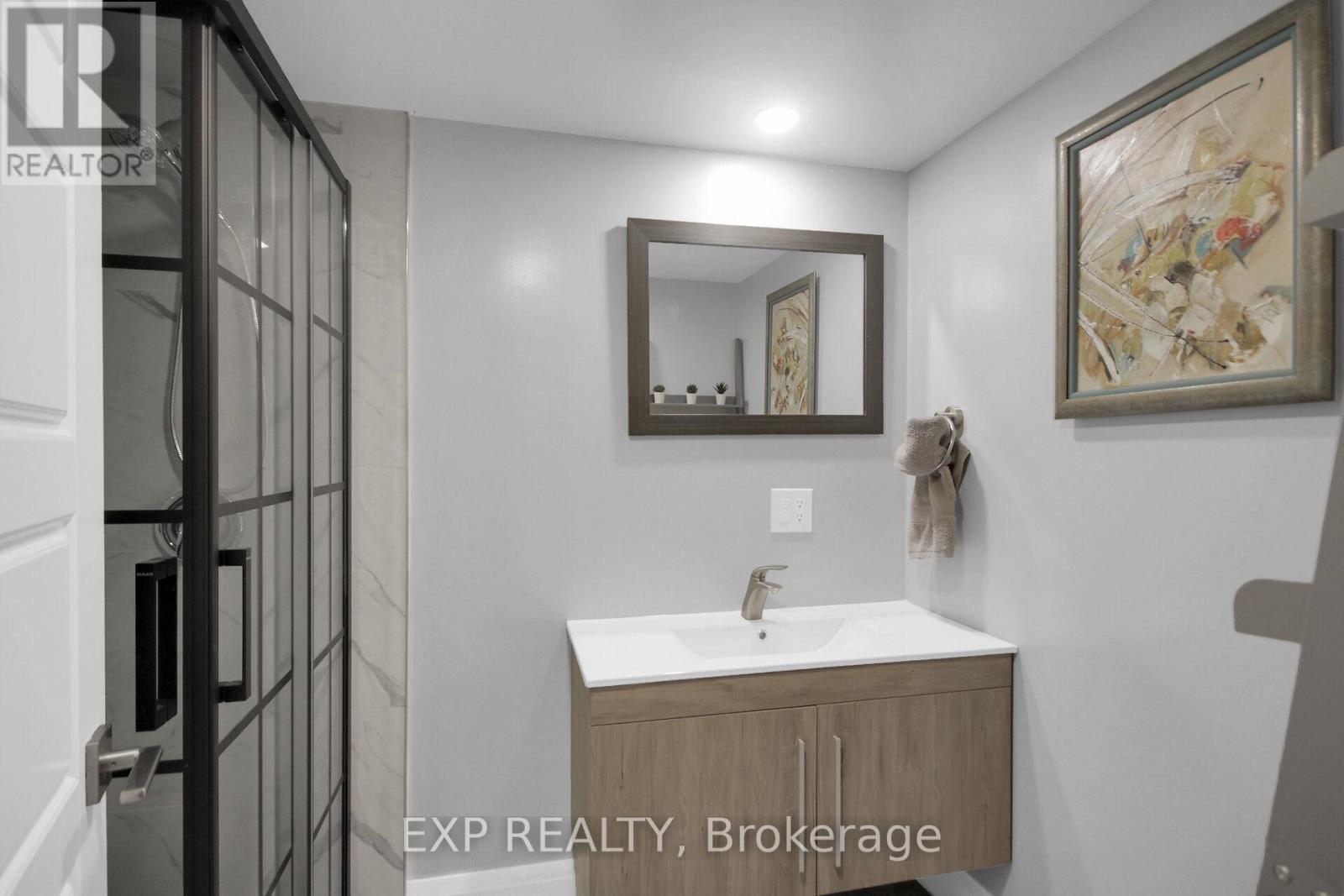 












1447 MAXIME STREET

,
Ottawa,




Ontario
K1B4E7


