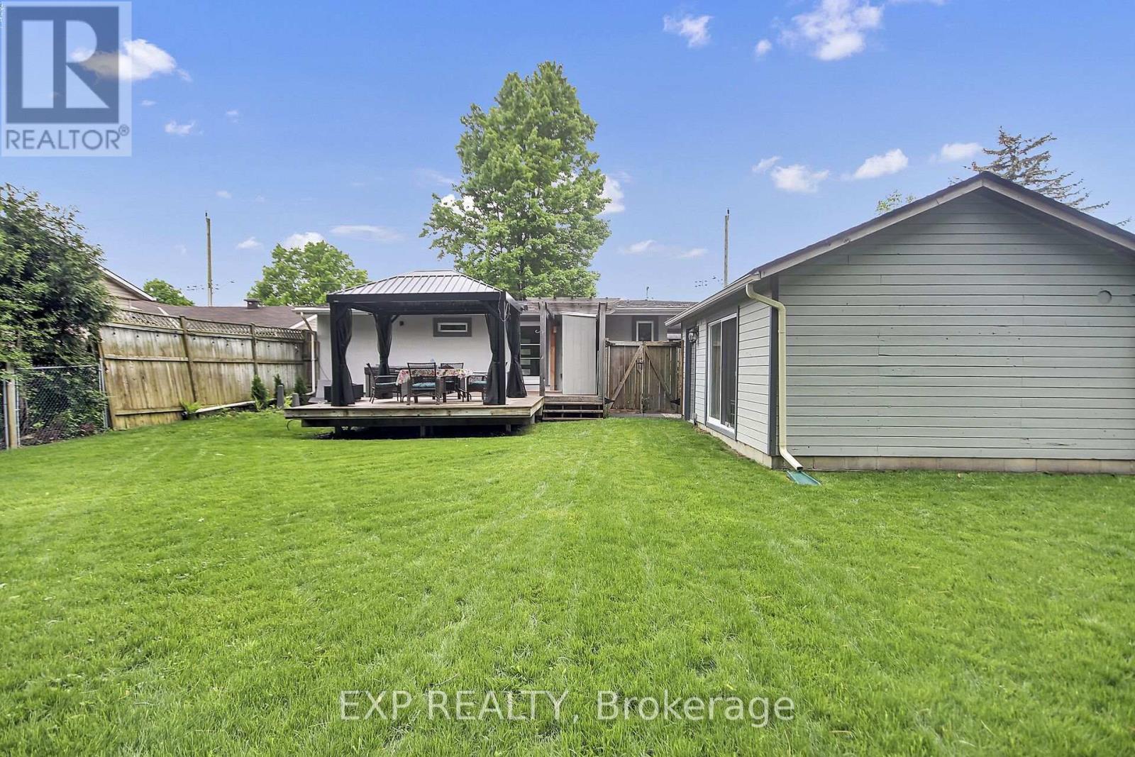 












1447 MAXIME STREET

,
Ottawa,




Ontario
K1B4E7

