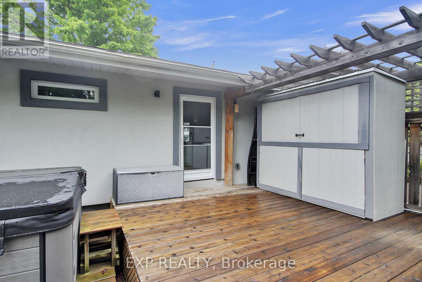 












1447 MAXIME STREET

,
Ottawa,




Ontario
K1B4E7


