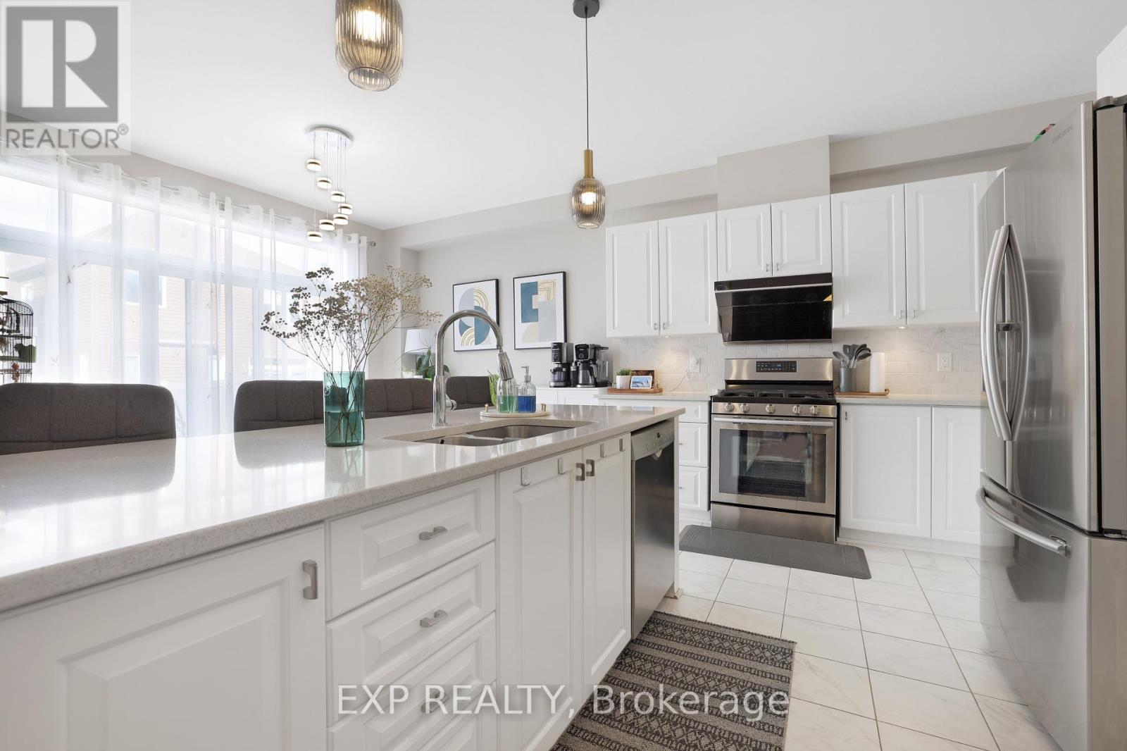 












111 WESTOVER CRESCENT

,
Ottawa,




Ontario
K2T0K6

