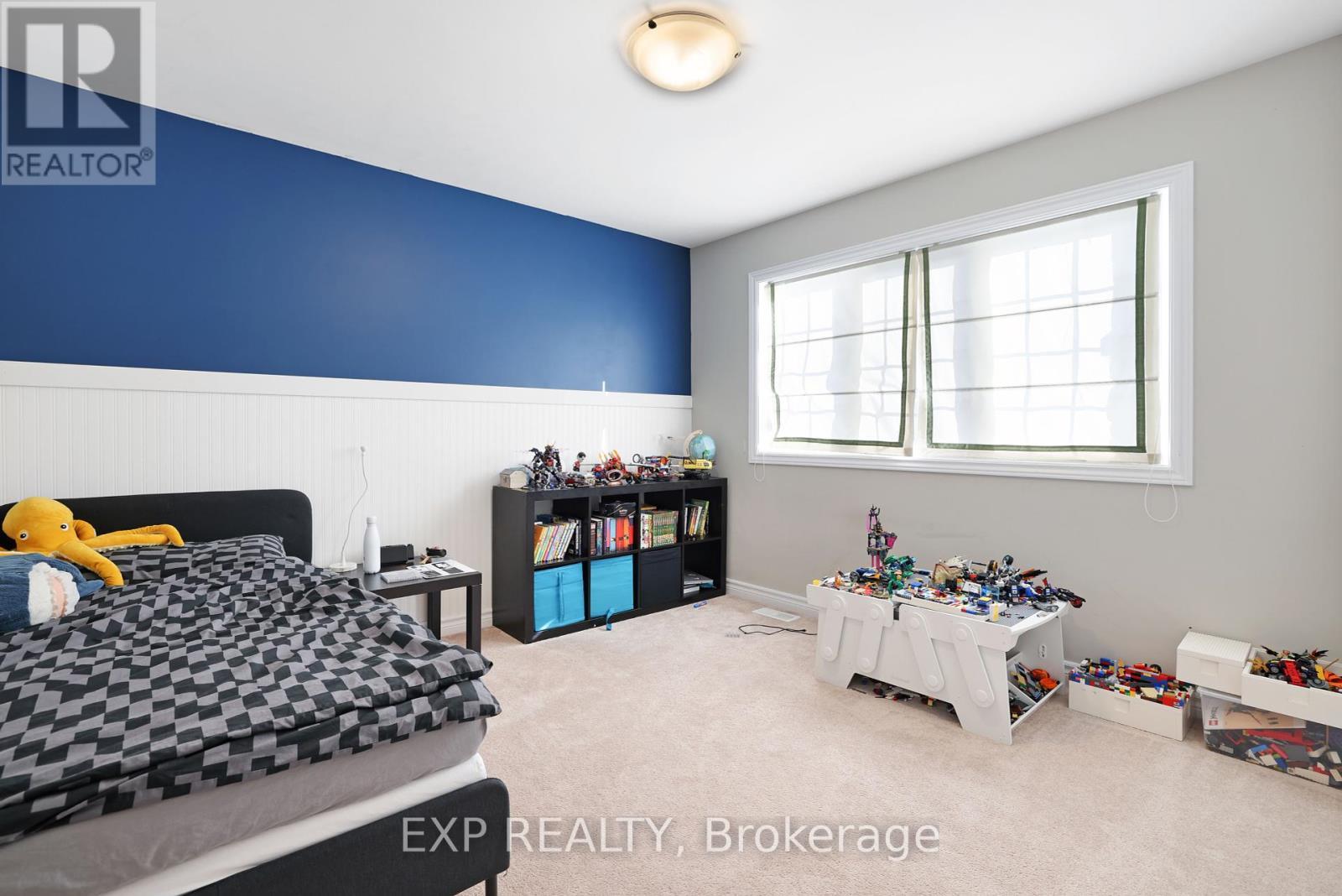 












111 WESTOVER CRESCENT

,
Ottawa,




Ontario
K2T0K6

