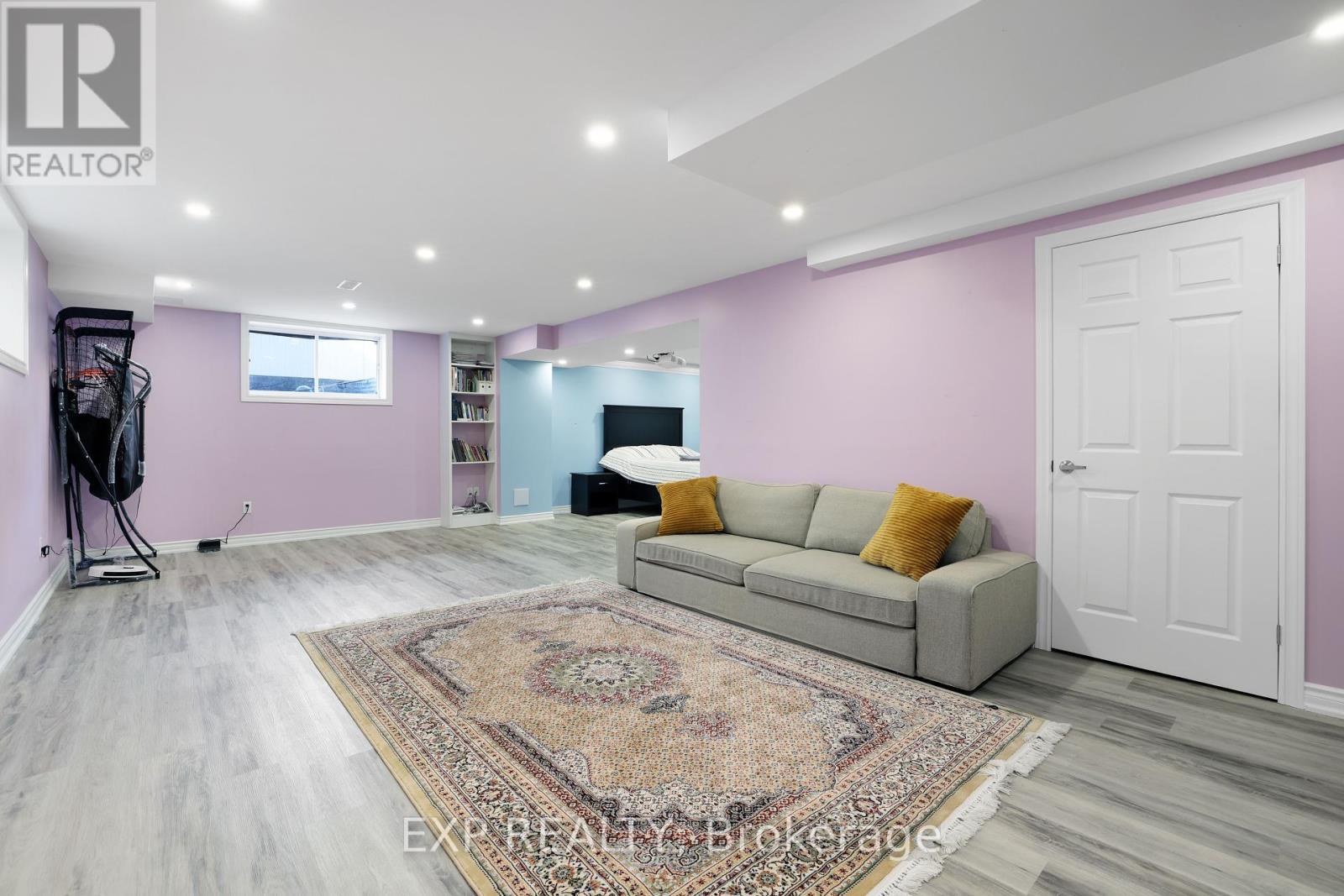 












111 WESTOVER CRESCENT

,
Ottawa,




Ontario
K2T0K6

