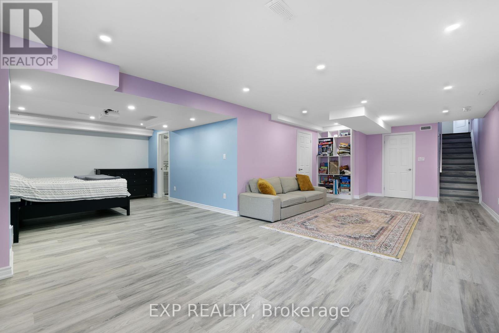 












111 WESTOVER CRESCENT

,
Ottawa,




Ontario
K2T0K6

