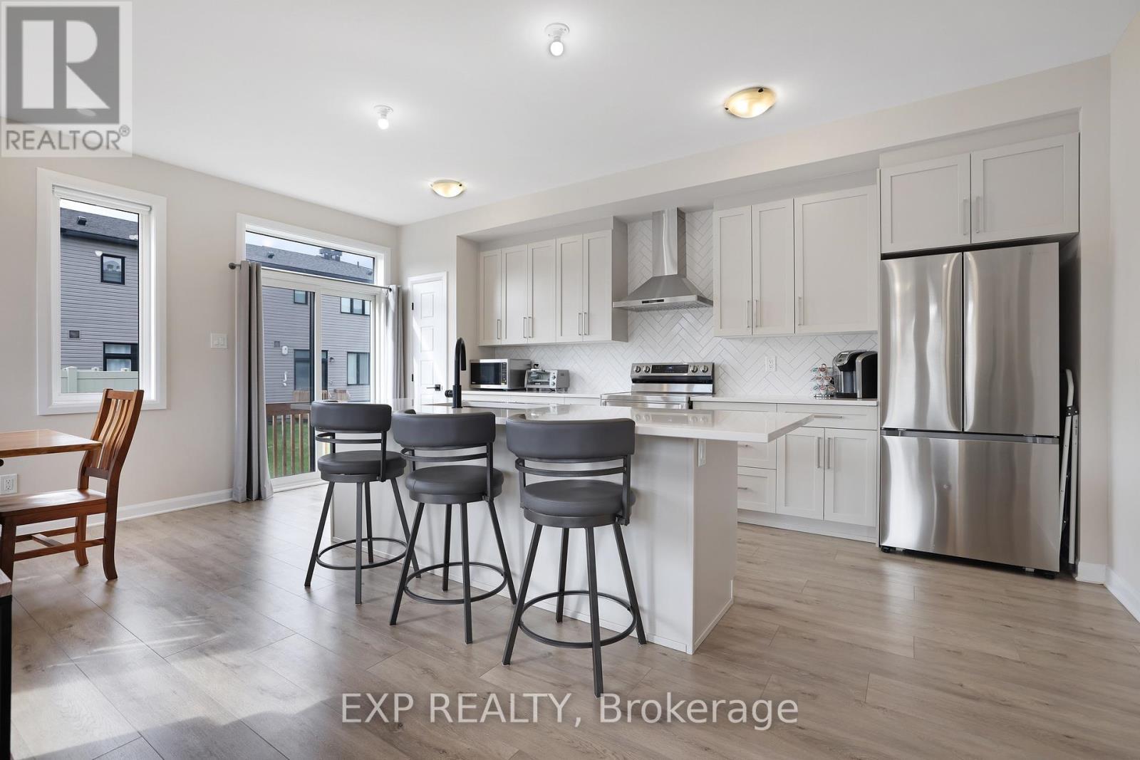 












1000 PARABOLICA WAY

,
Ottawa,




Ontario
K2T0P8

