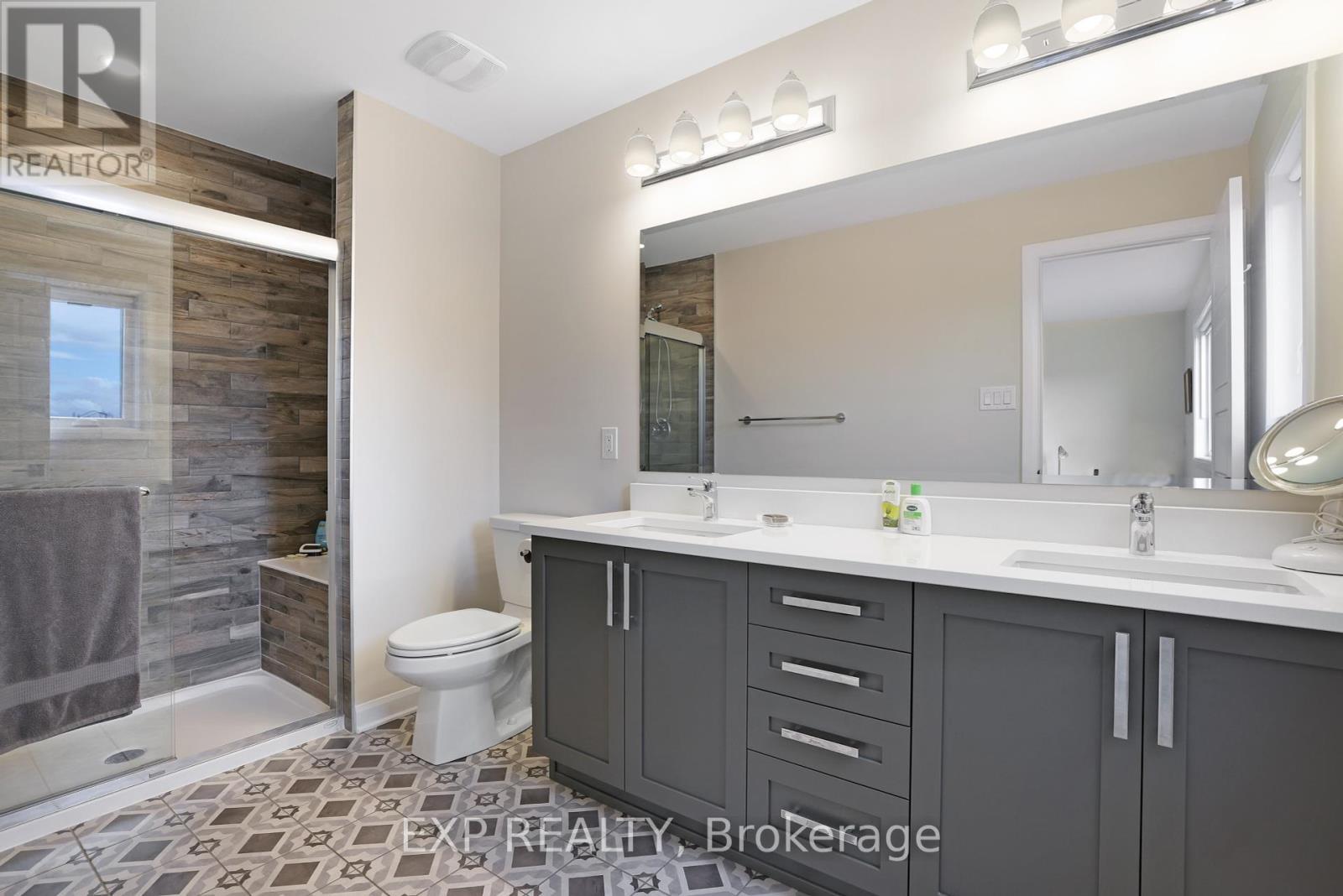 












1000 PARABOLICA WAY

,
Ottawa,




Ontario
K2T0P8

