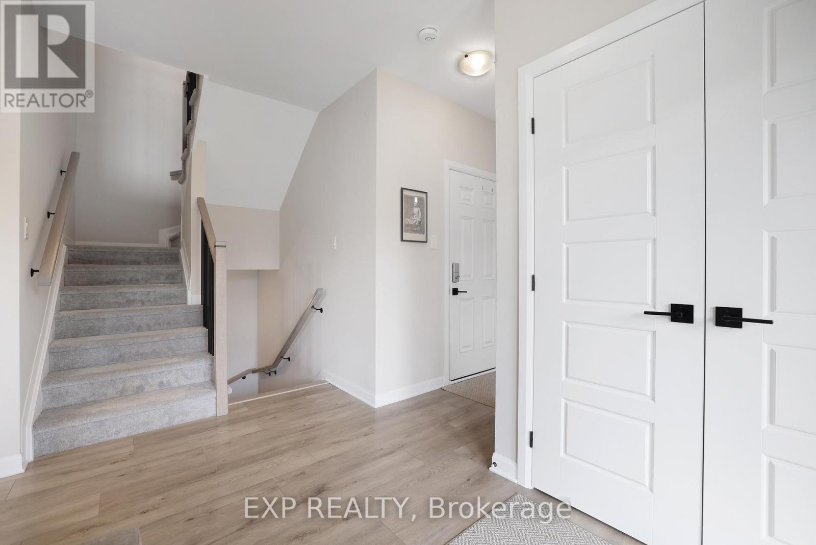 












1000 PARABOLICA WAY

,
Ottawa,




Ontario
K2T0P8

