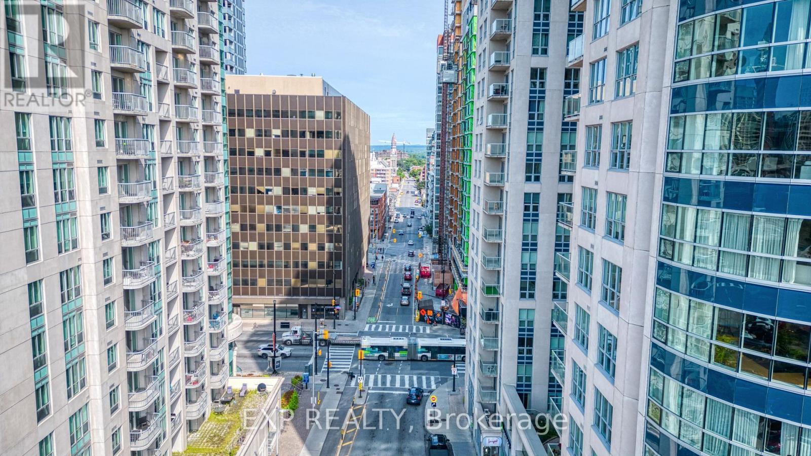 












2508 - 195 BESSERER STREET

,
Ottawa,




Ontario
K1N0B6

