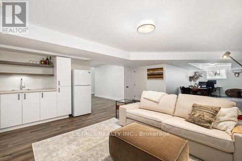 












317 COUNTY RD 18

,
North Grenville,




Ontario
K0G1T0

