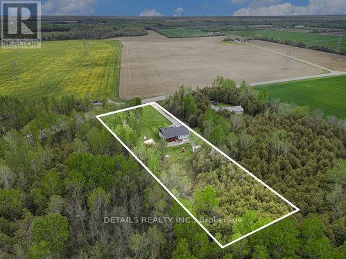 












317 COUNTY RD 18

,
North Grenville,




Ontario
K0G1T0

