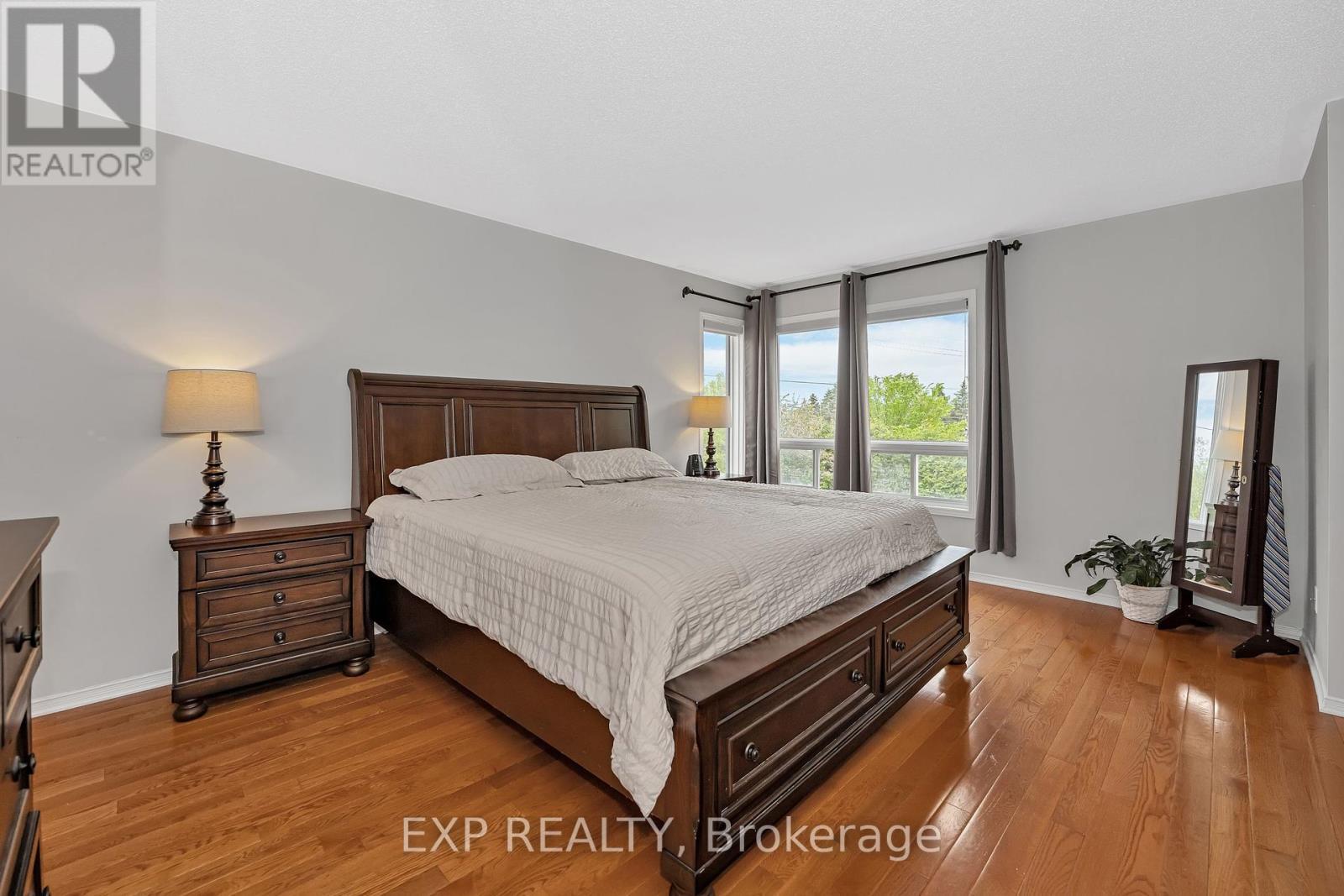 












6174 ARBOURWOOD DRIVE

,
Ottawa,




Ontario
K1C7L5

