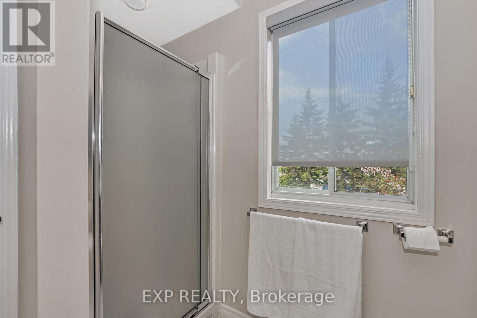 












6174 ARBOURWOOD DRIVE

,
Ottawa,




Ontario
K1C7L5

