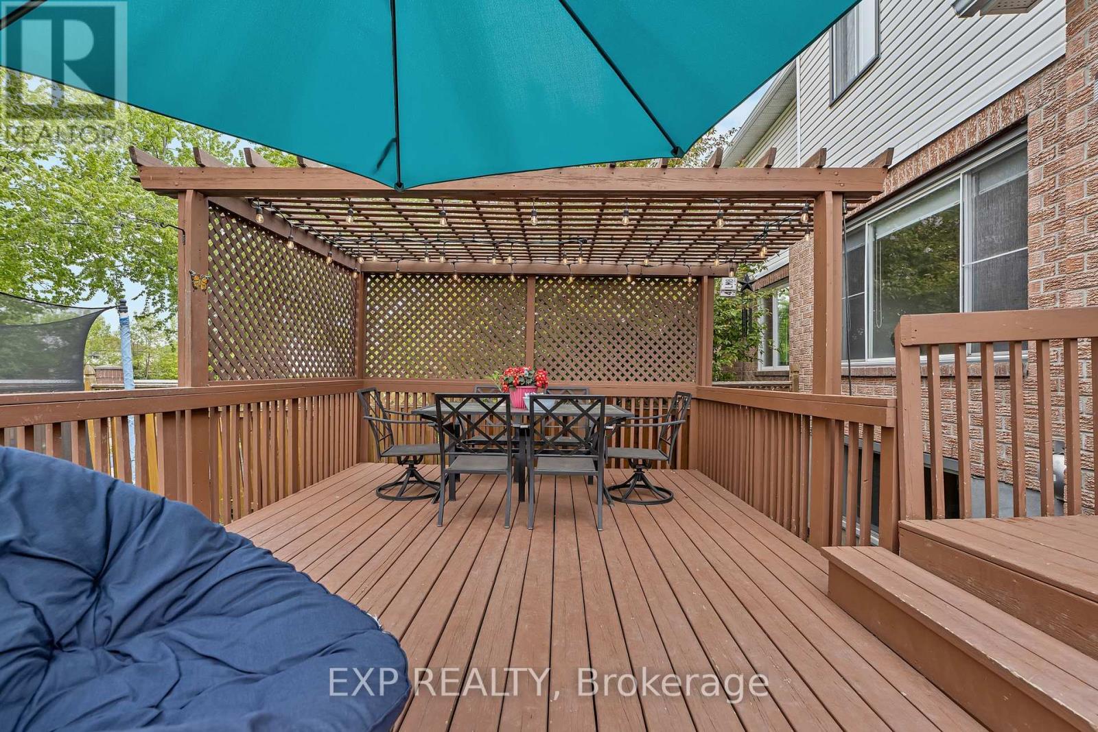 












6174 ARBOURWOOD DRIVE

,
Ottawa,




Ontario
K1C7L5

