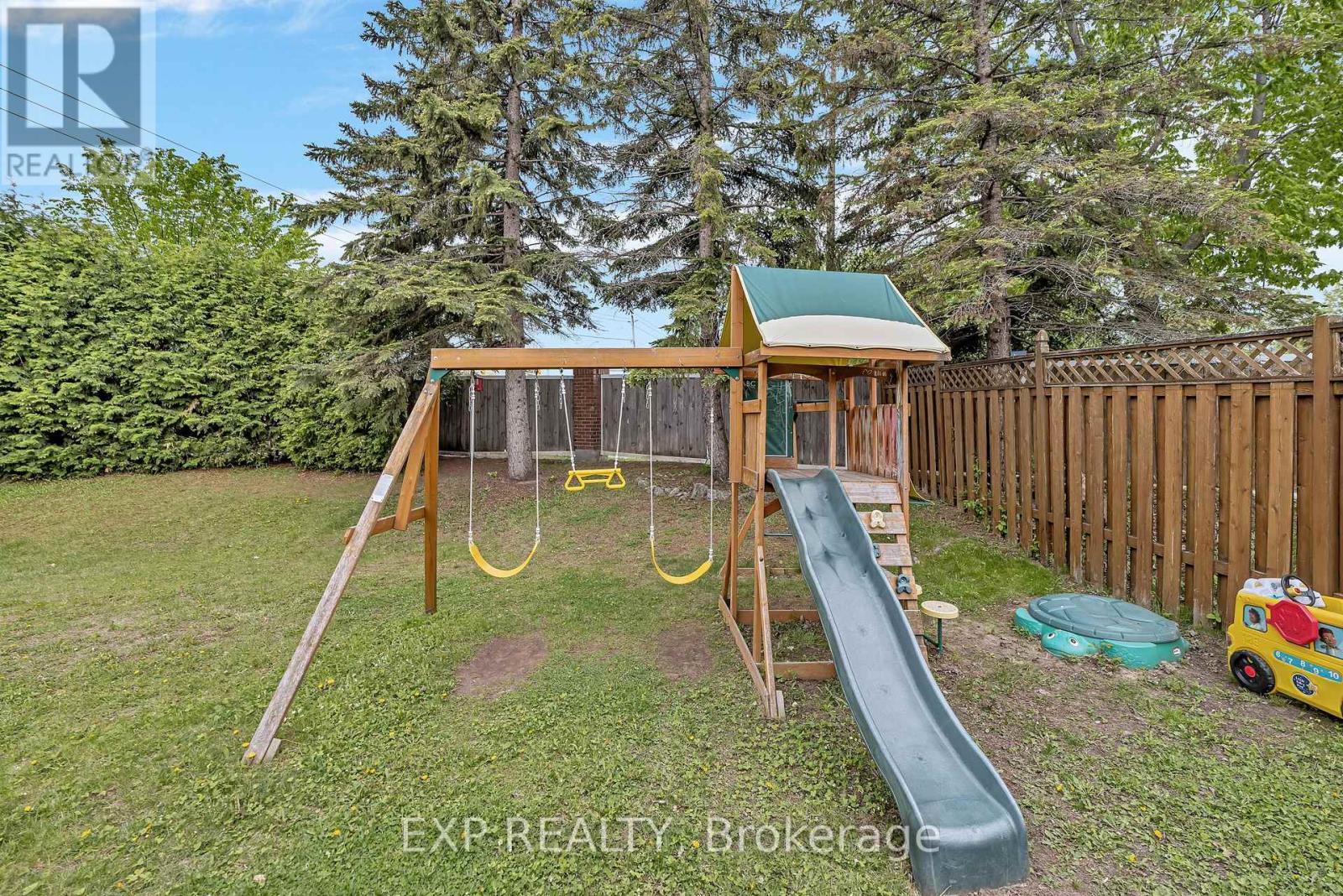 












6174 ARBOURWOOD DRIVE

,
Ottawa,




Ontario
K1C7L5

