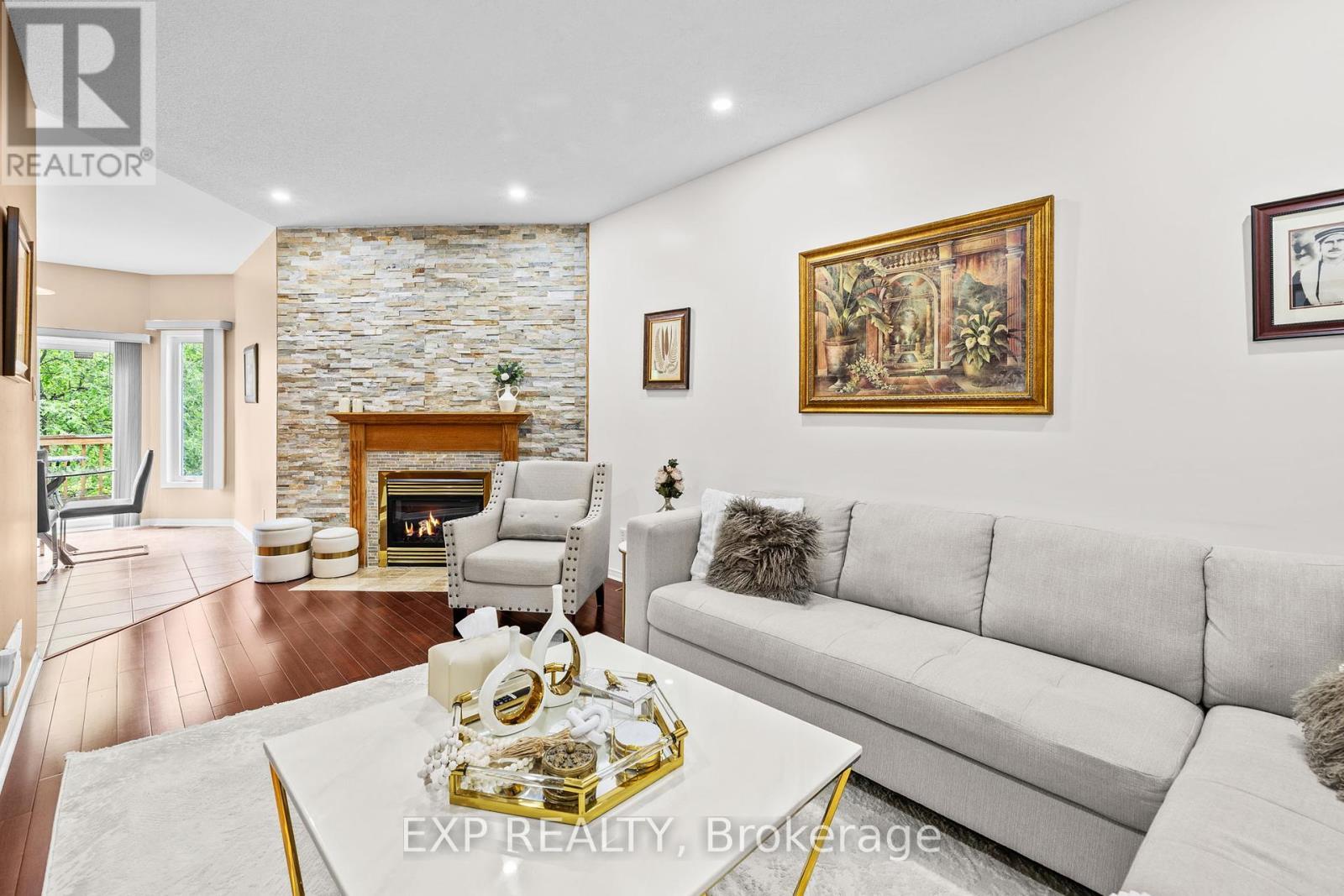 












336 WISTERIA CRESCENT

,
Ottawa,




Ontario
K1V0N5


